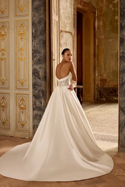 88448_Kara_FB_Justin-Alexander_2